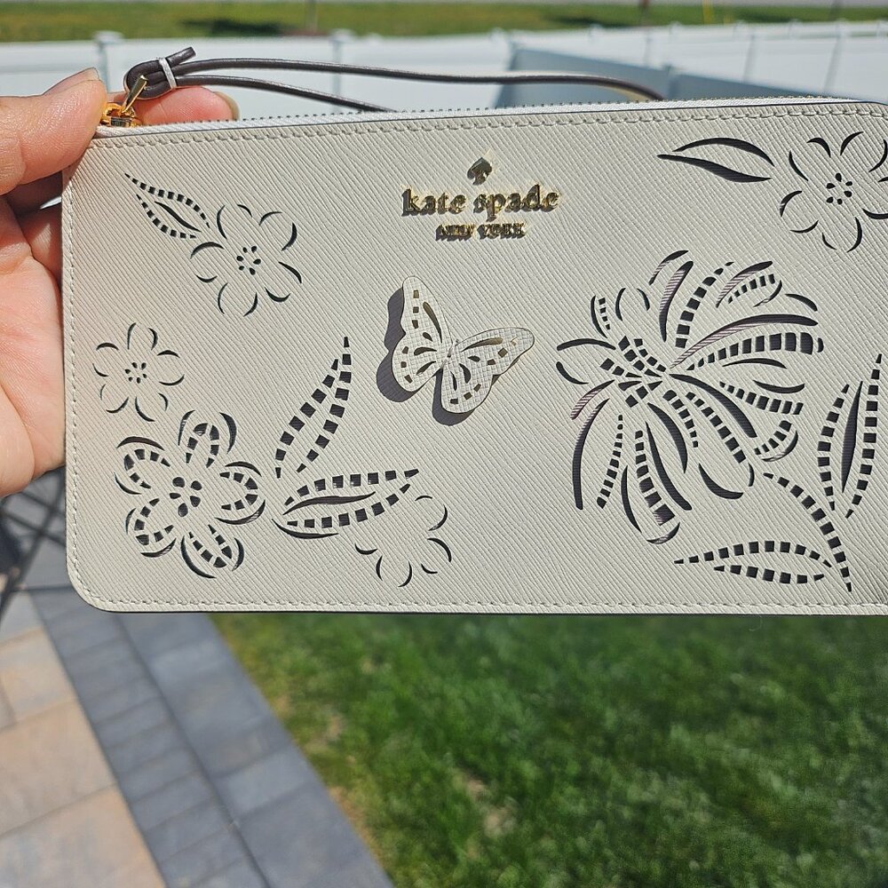 NWT Kate Spade Lucy Wristlet - Picture 2 of 11